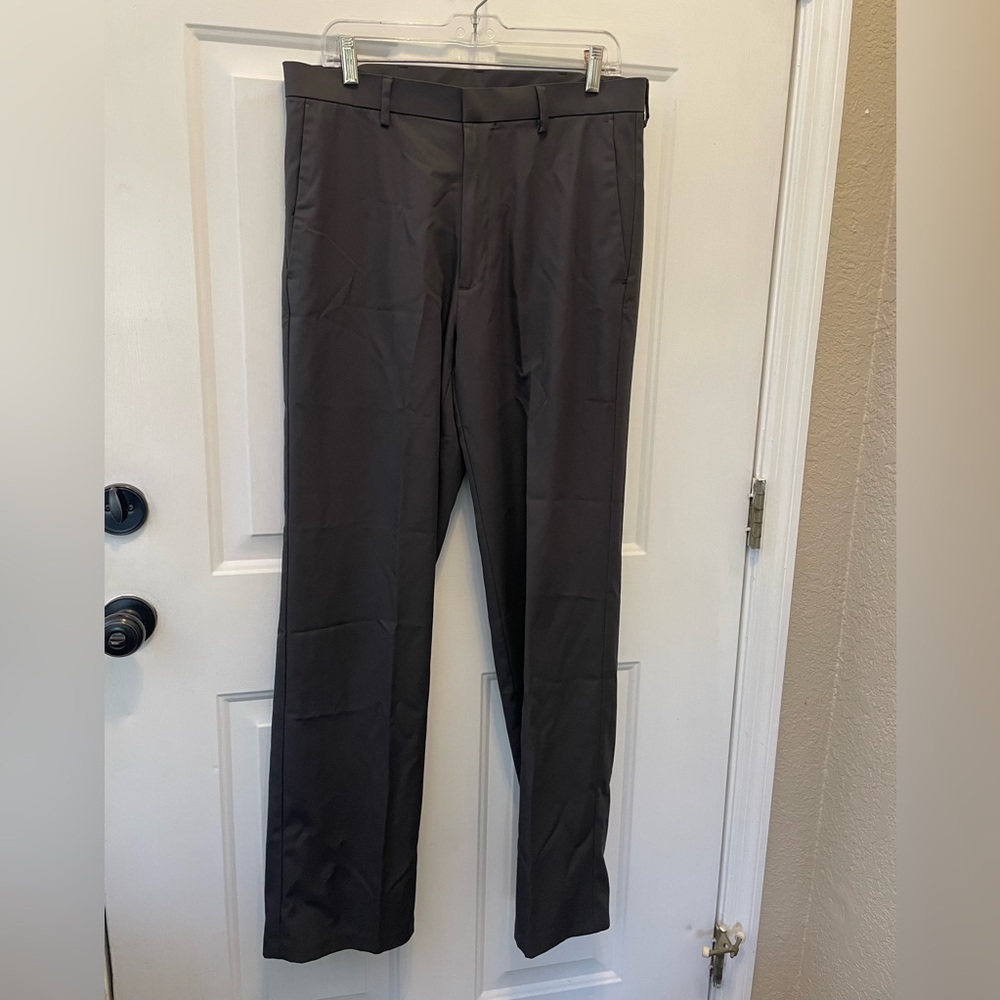 Hagger dress pants. Flat front. Green/gray Practically new